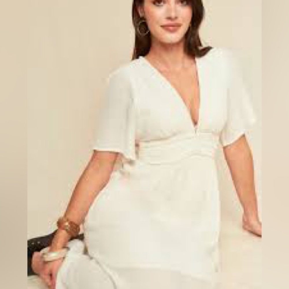 Lili & Lola Women’s V-Neck Lightweight Mini Dress Size Medium Cream w Lining